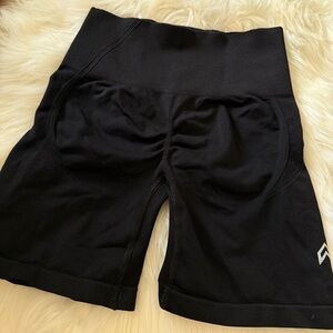 One Active Effortless black shorts